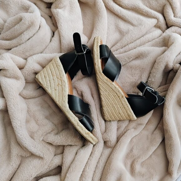 Universal Thread Wedges - Picture 2 of 5